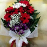 Bunga untuk pacar, handbouquet, bunga buket, bunga tangan, bunga hadiah, kado bunga